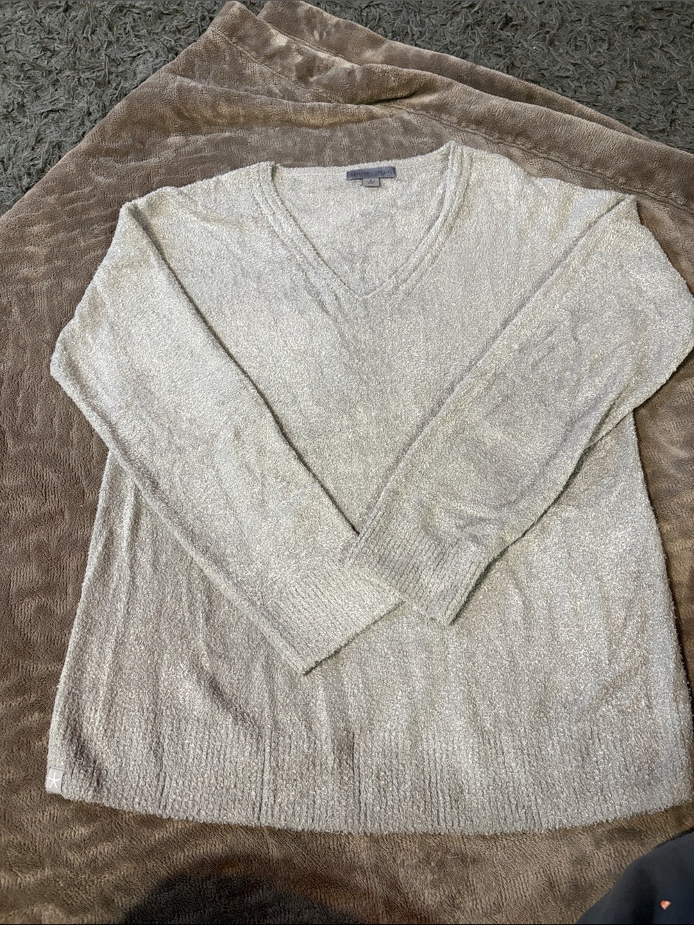 Barefoot Dreams Women's V-Neck Sweater in Light Beige